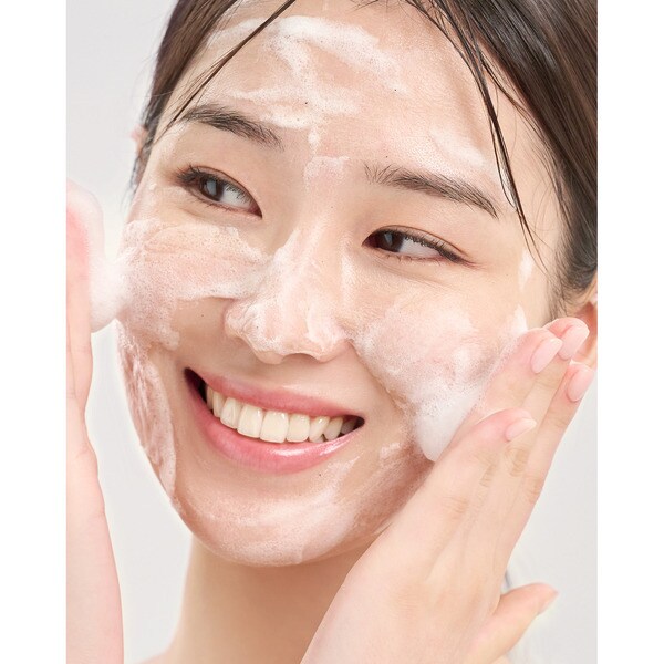 Frudia Green Grape Pore Control Scrub Cleansing Foam 145ml