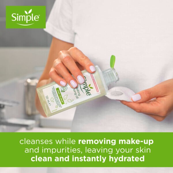 Simple Kind to Skin Hydrating Facial Cleansing Oil 125 ml