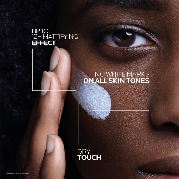 La Roche-Posay Anthelios UVMune 400 Oil Control Invisible Fluid SPF50+