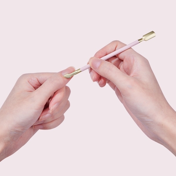 Studio London Cuticle Pusher Cleaner