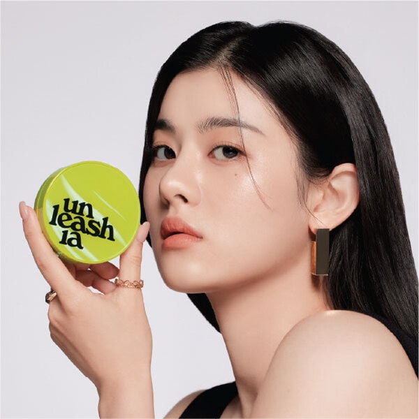 Unleashia Satin Wear Healthy-Green Cushion 21N Eburnean