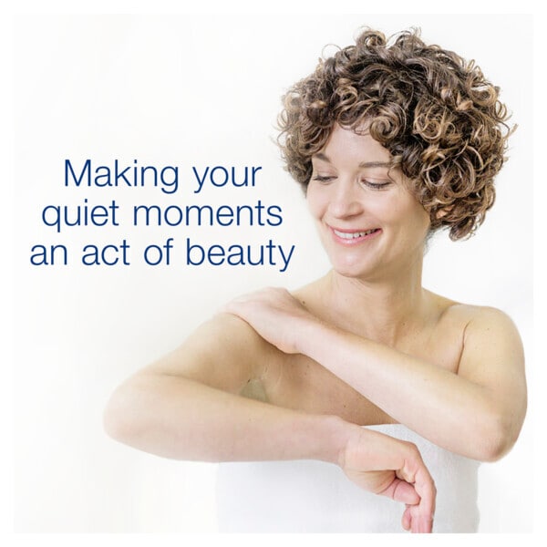 Dove Indulging Caring Bath Bath Soak 720 ml