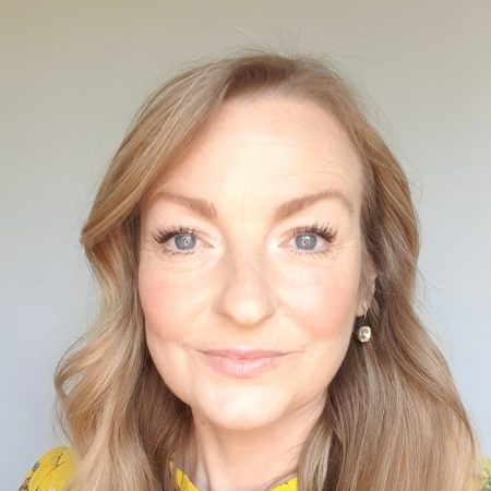 Natural guest makeup