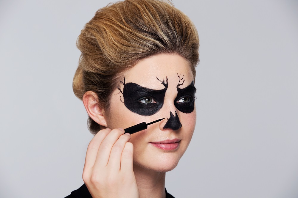 halloween skull makeup