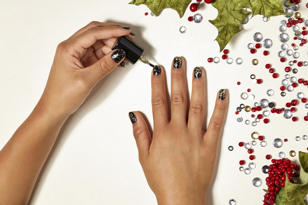 Ombre Glitter Nails 5 - Build the Layers