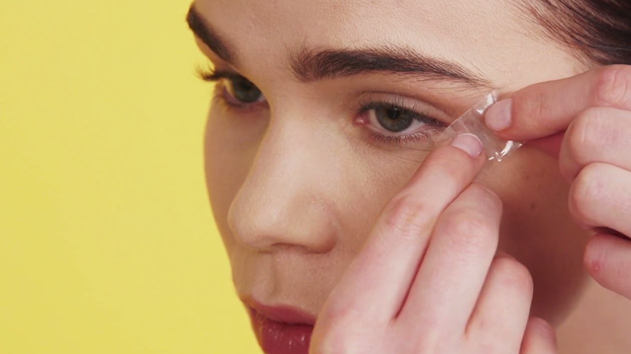 Cateye Cut Crease Eye Shadow 3 - Sticky Tape