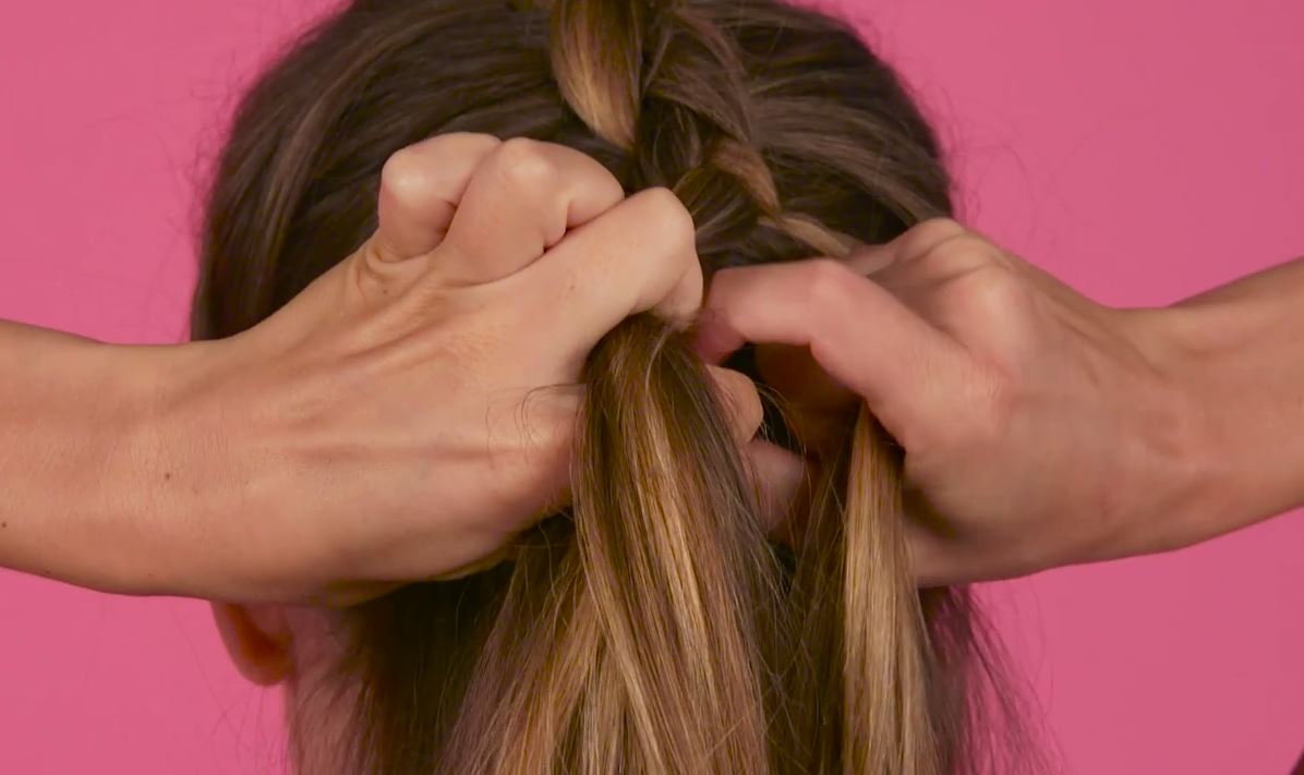 How to do a Dutch braid