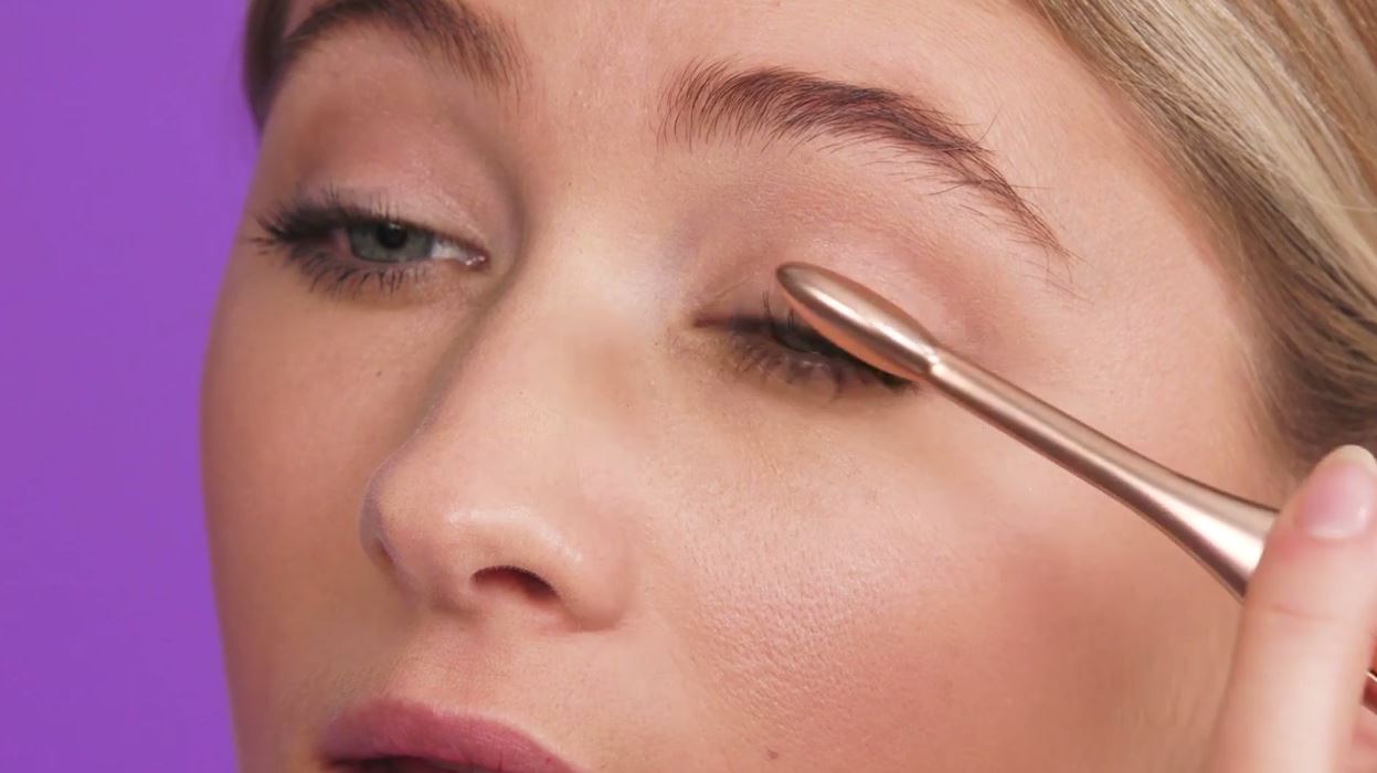 how to use oval brushes