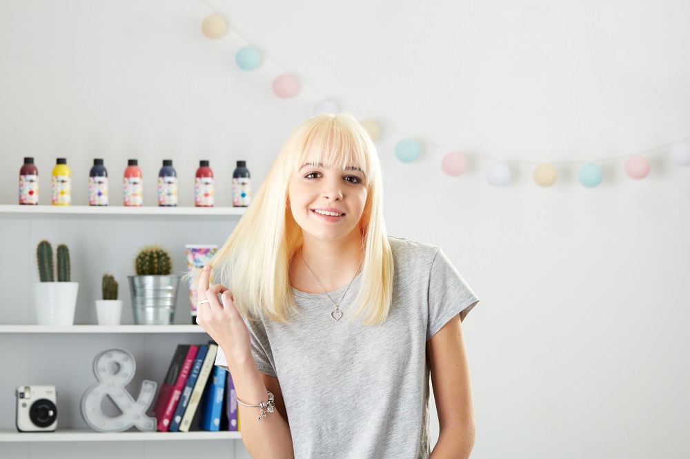 how to bleach hair at home