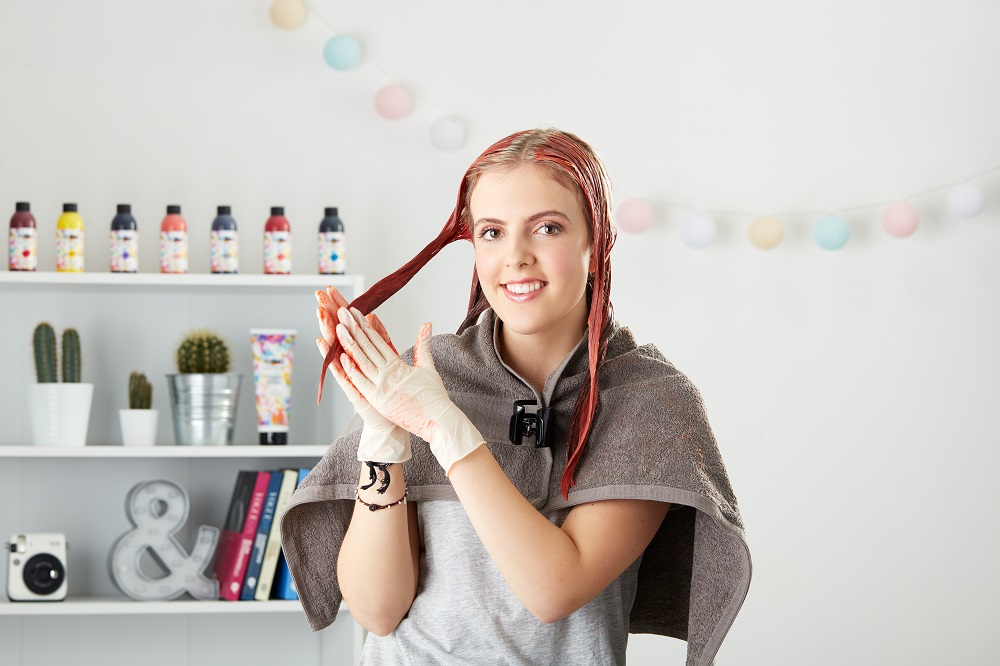 whole-head-pastel-red-pick&mix-tutorial