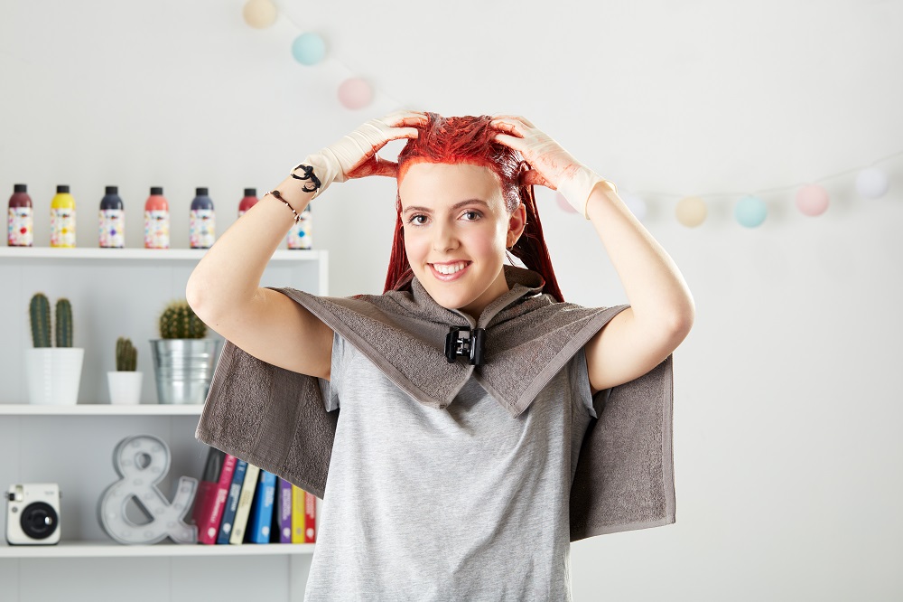 whole-head-pastel-red-pick&mix-tutorial