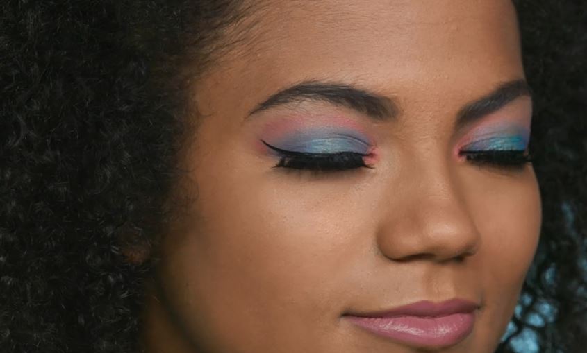 Blend Eyeshadow Colour