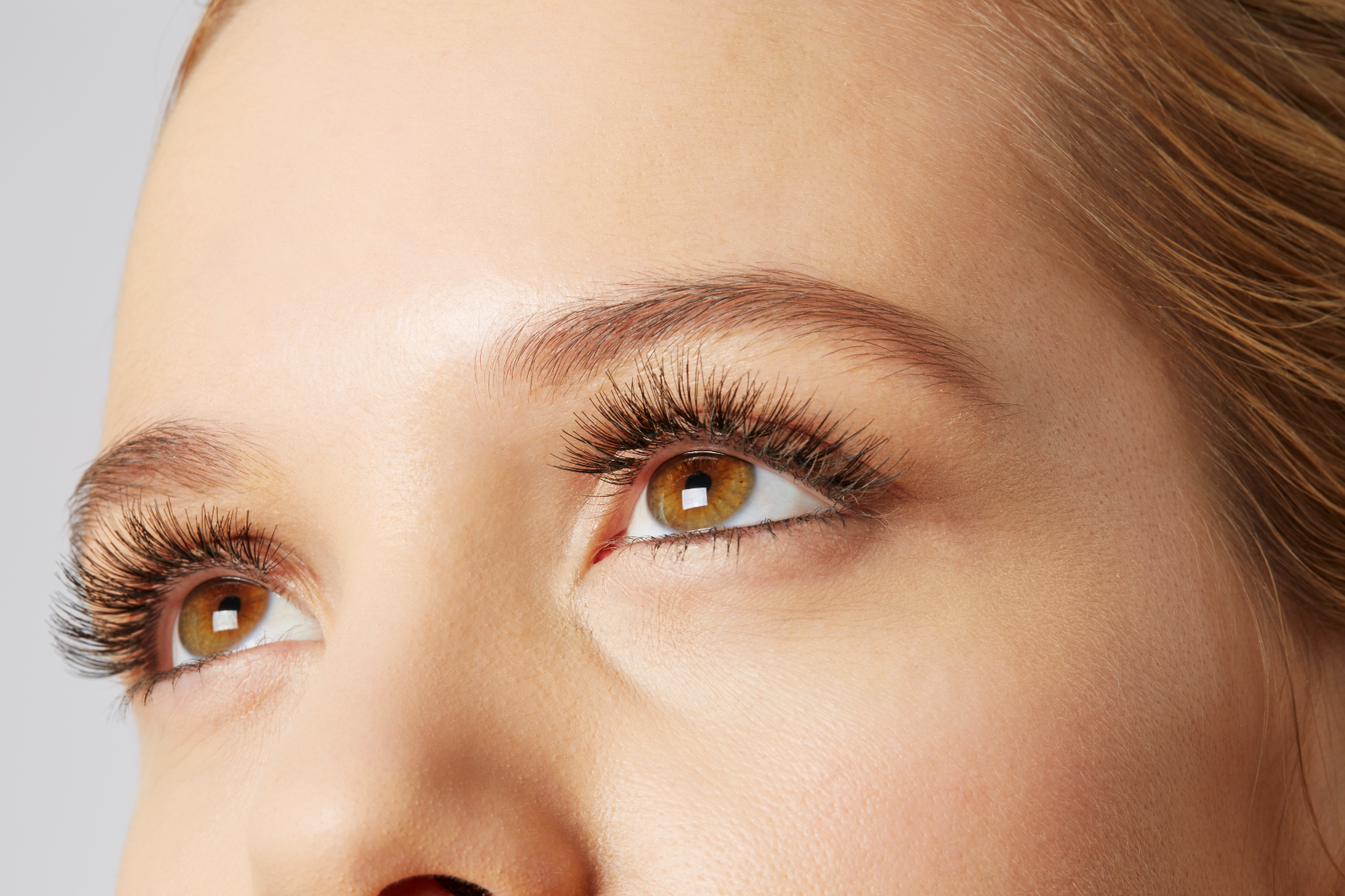 close up of females eyelashes
