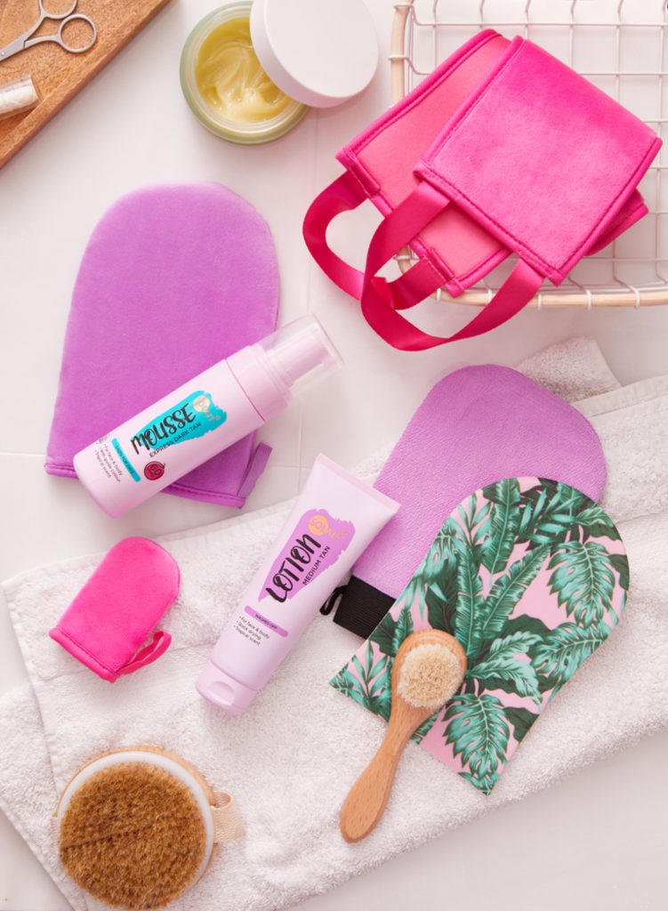 Fake tan products and accessories
