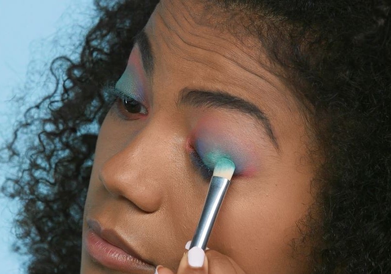 Blend Eyeshadow Colour