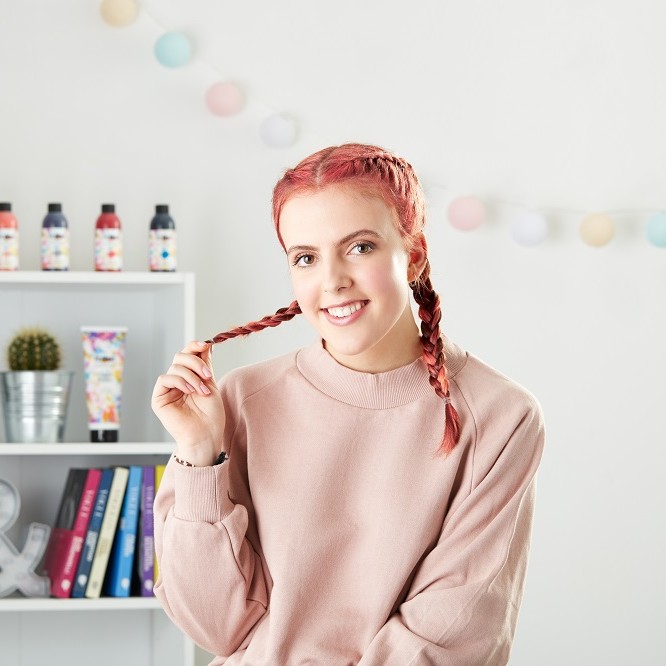 whole-head-pastel-red-pick&mix-tutorial