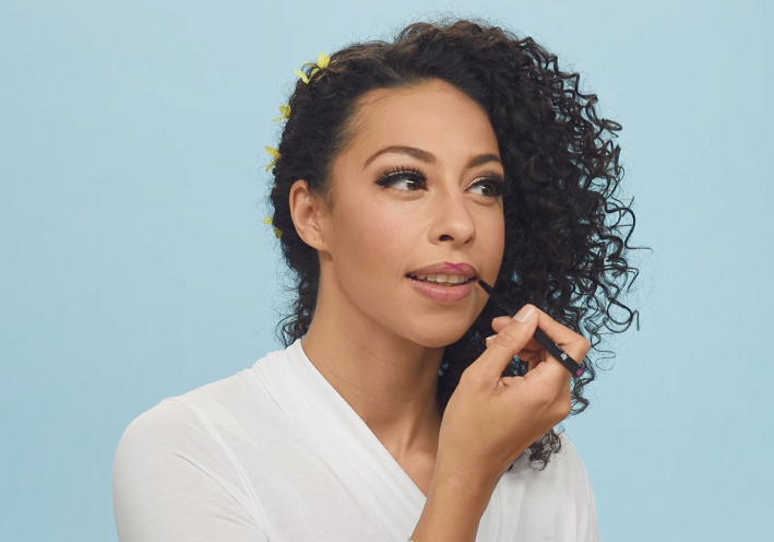 Glamorous bridal makeup step 7