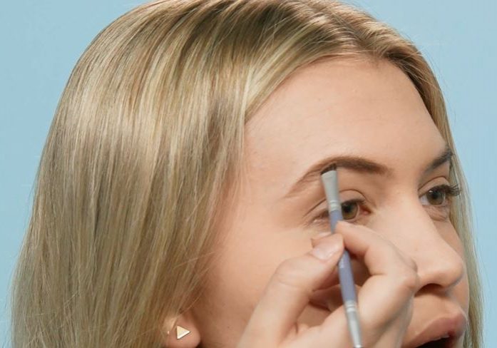 Makeup for Medium Blonde Hair